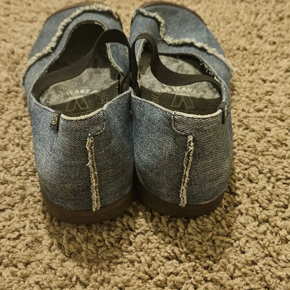 Keen Women's The Good Project repurposed denim jeans Size 9.5 Mary Janes